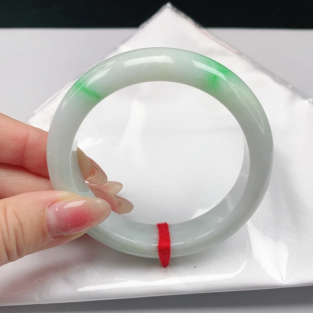 翡翠手镯未镶嵌翡翠539