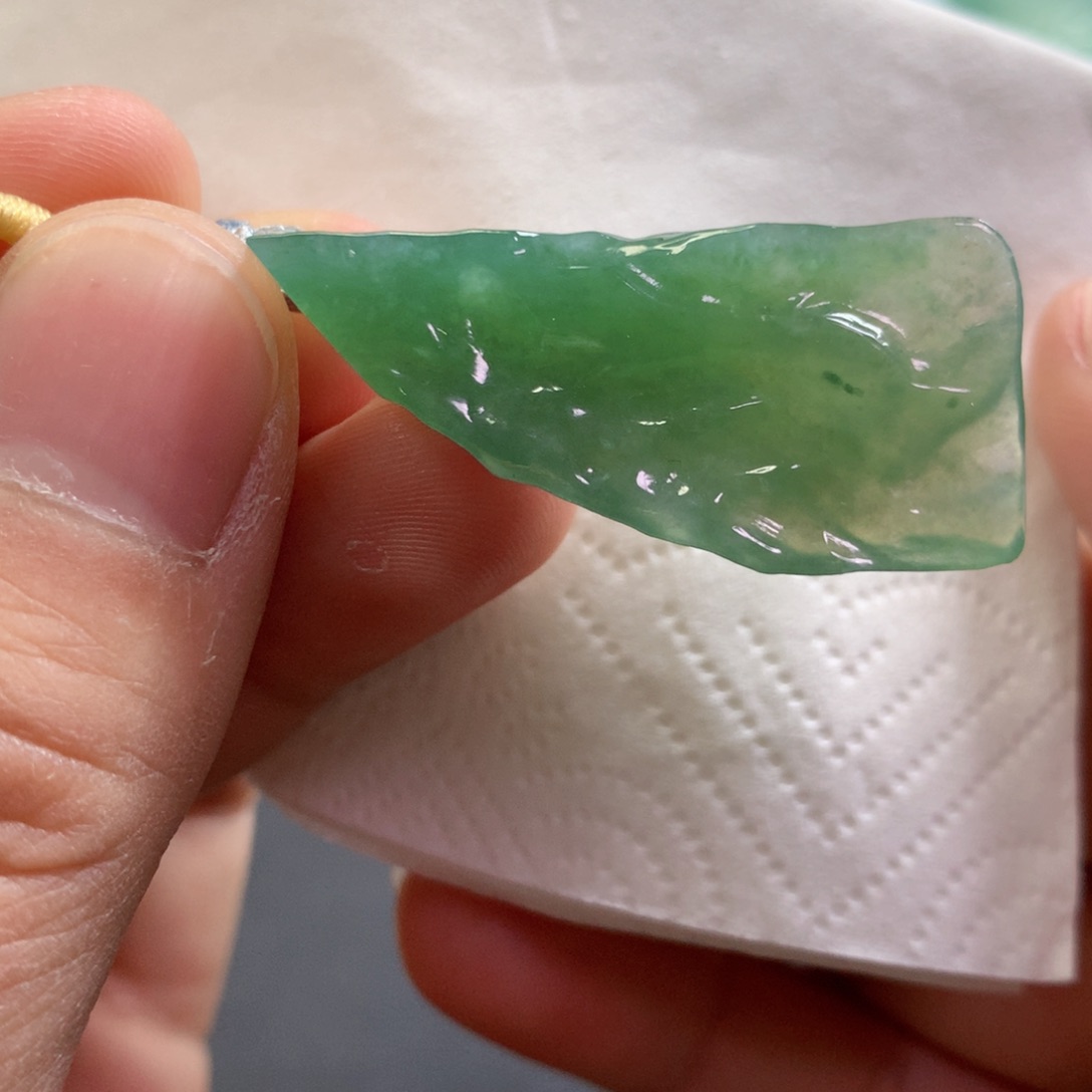 【闪购商品】翡翠吊坠(不含链)未镶嵌