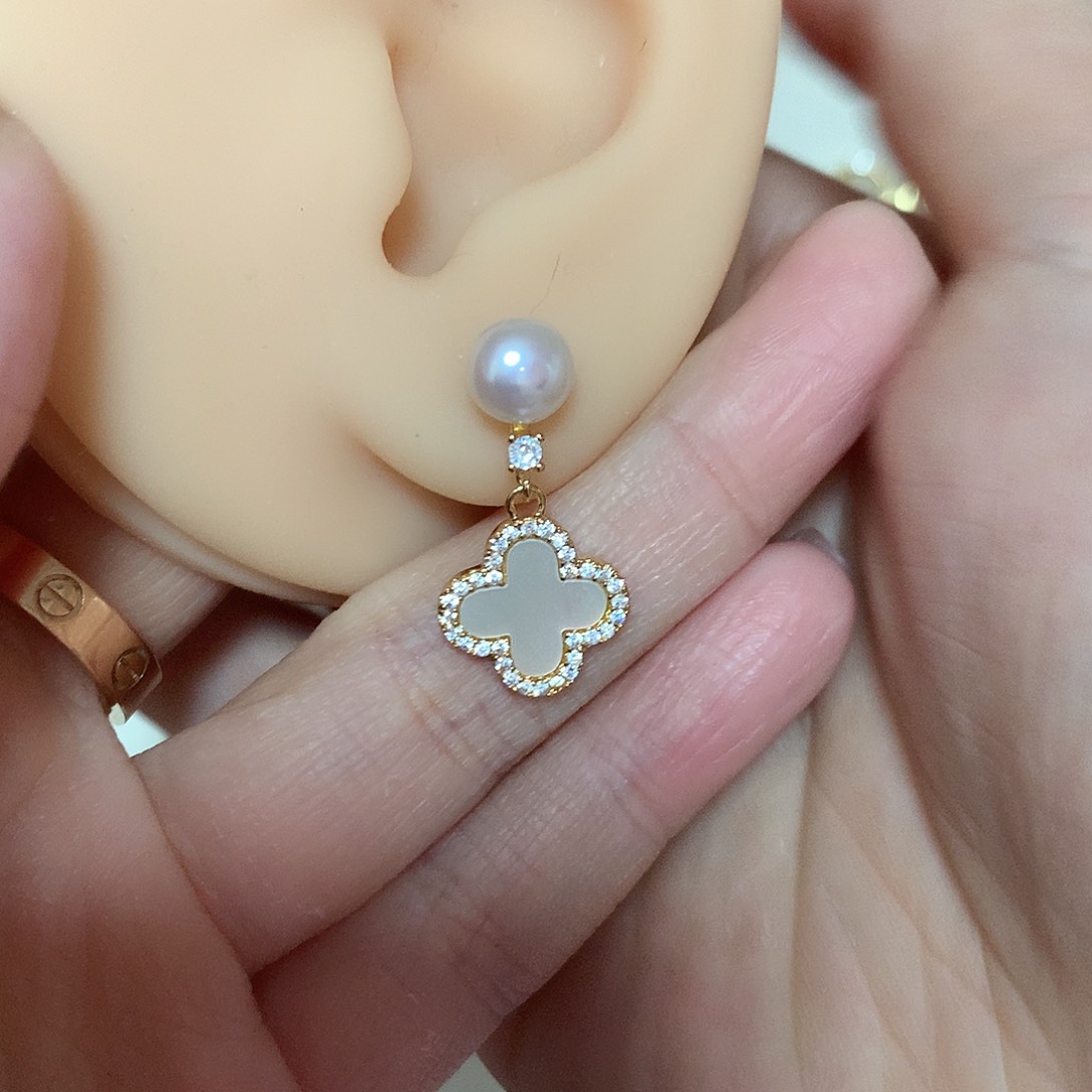 淡水珍珠耳饰合金