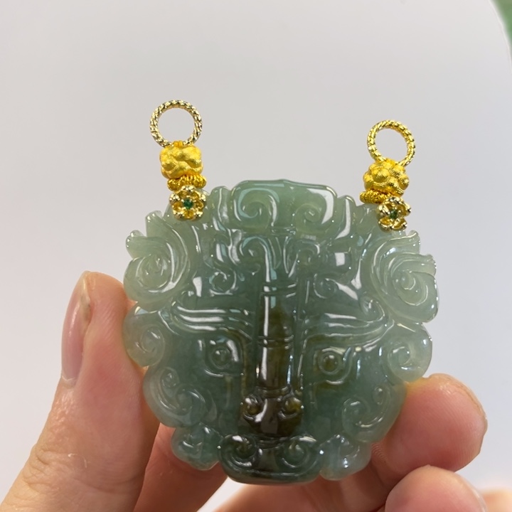 翡翠吊坠(赠链)未镶嵌代编织