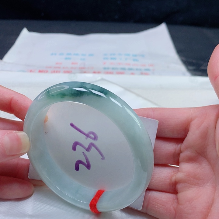 翡翠手镯未镶嵌58595859585958