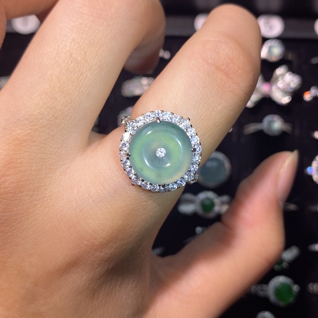 翡翠未镶嵌颈饰天然