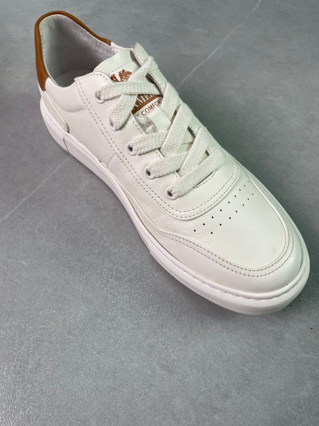 【G4121】41码 孤品推荐，时尚百搭男款、舒适男士鞋