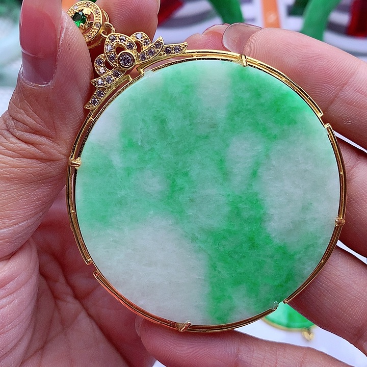 翡翠颈饰银S925镶嵌翡翠