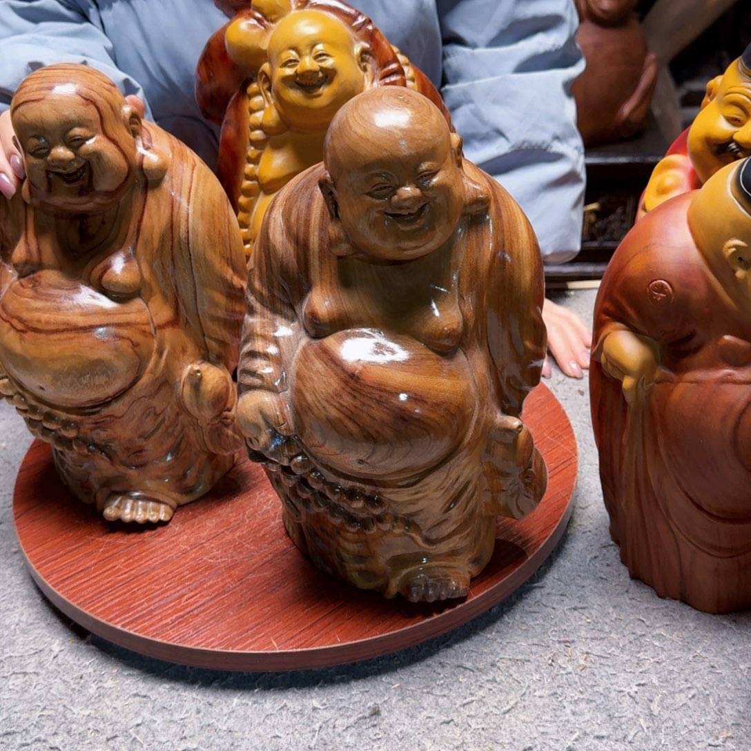 至***宝木原木色弥勒佛香樟木