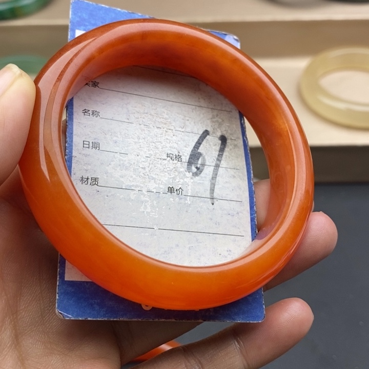 石英质玉未镶嵌手镯