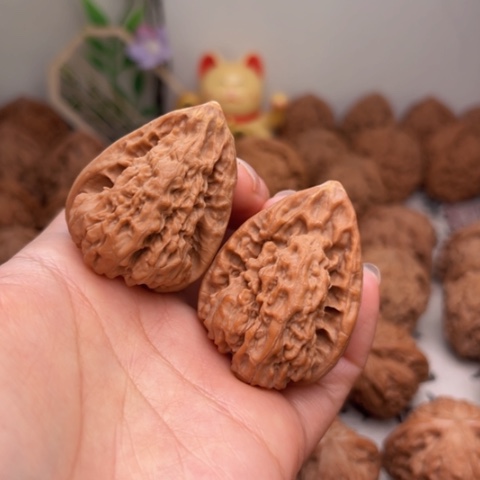 吊坠文玩核桃官帽佛肚有黄尖