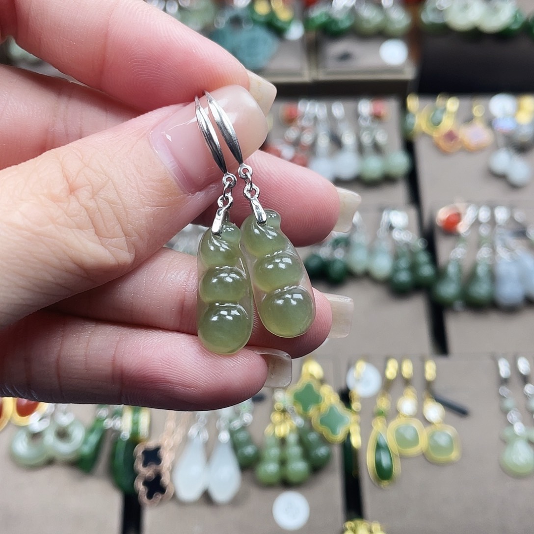 和田玉银S925镶嵌耳饰