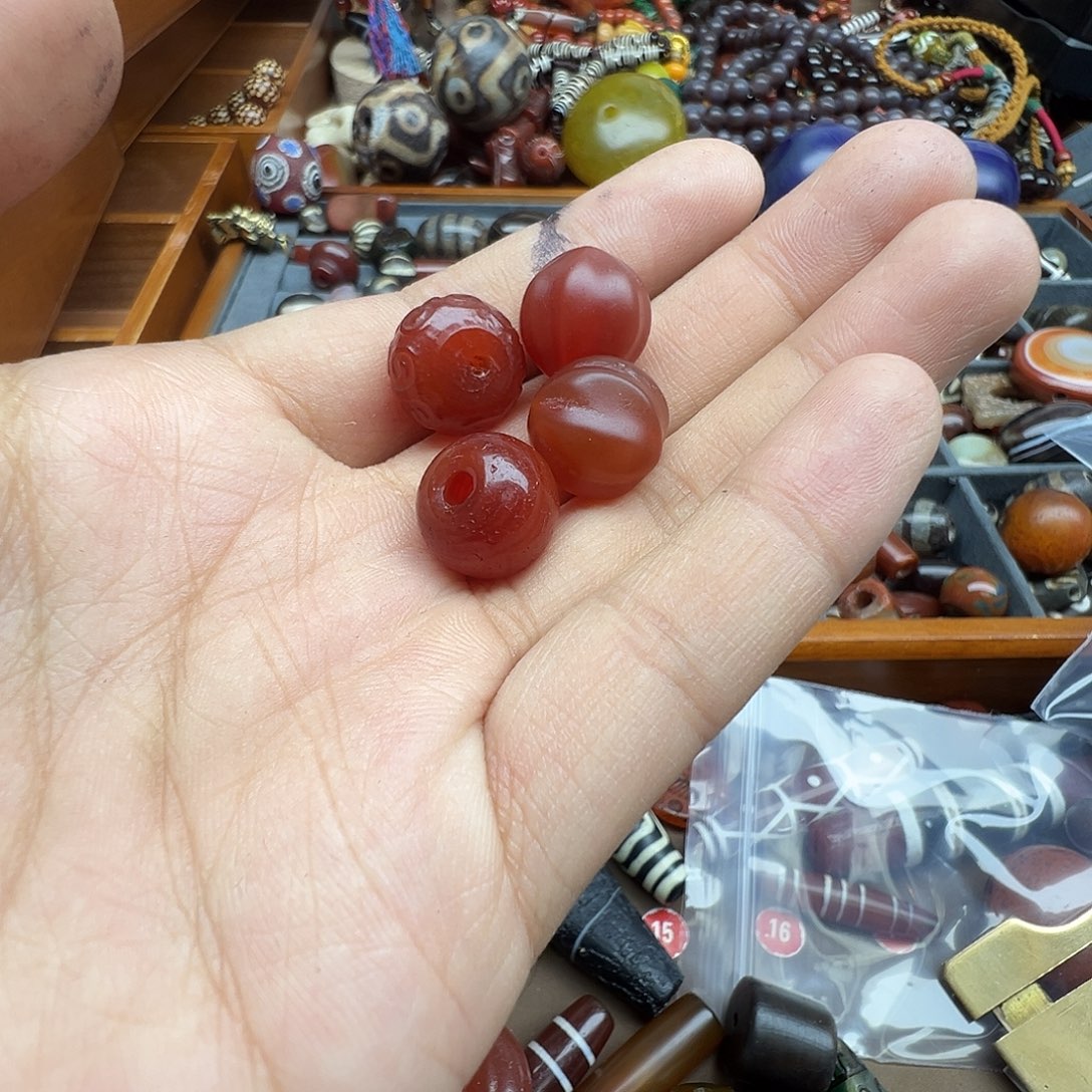 美***言玛瑙/玉髓未镶嵌珠宝半成品