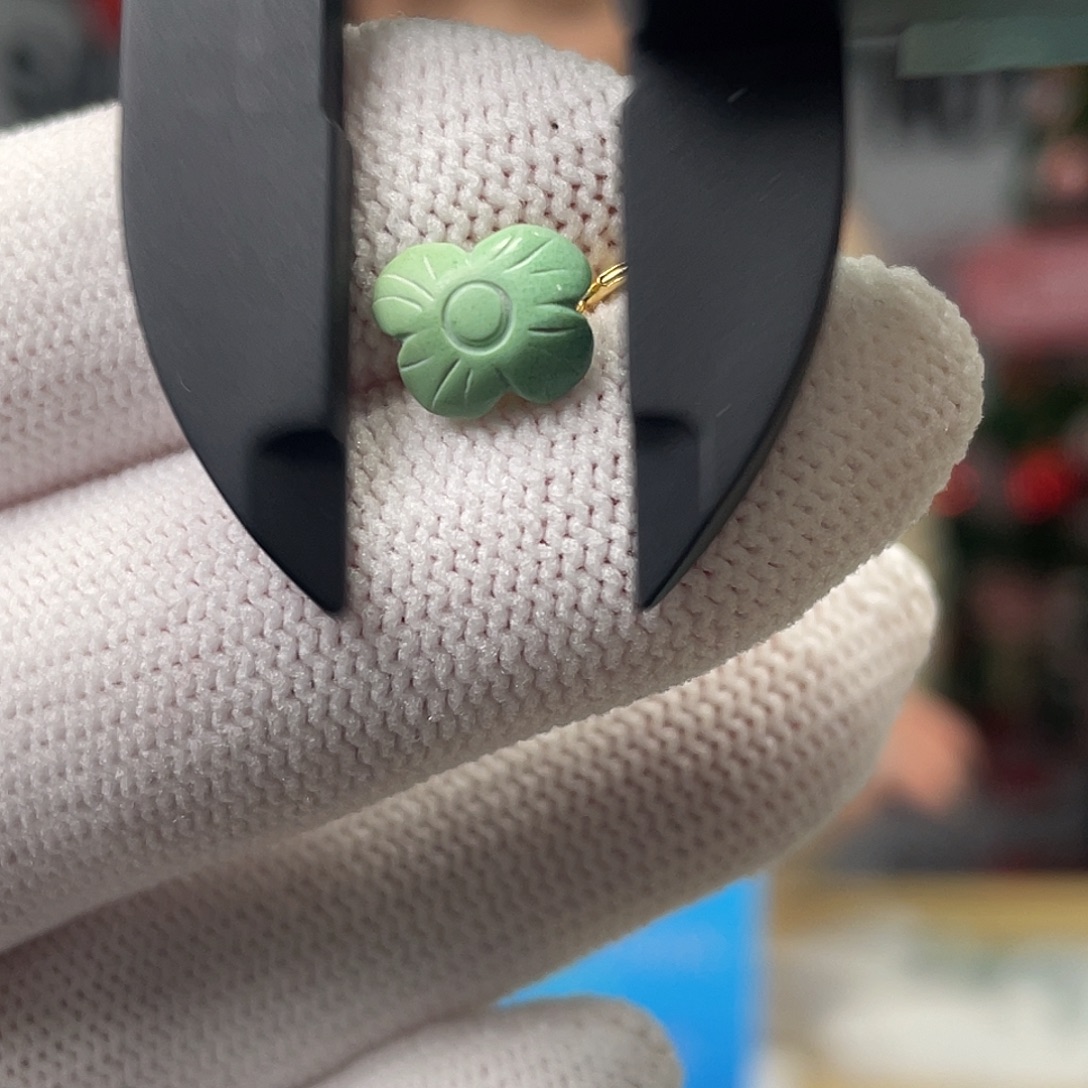 绿松石未镶嵌挂件