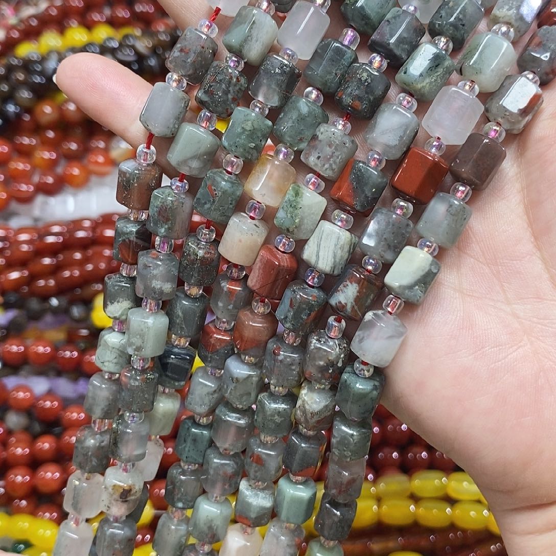 玛瑙/玉髓未镶嵌珠宝半成品非洲血石六棱柱一条卡10mm