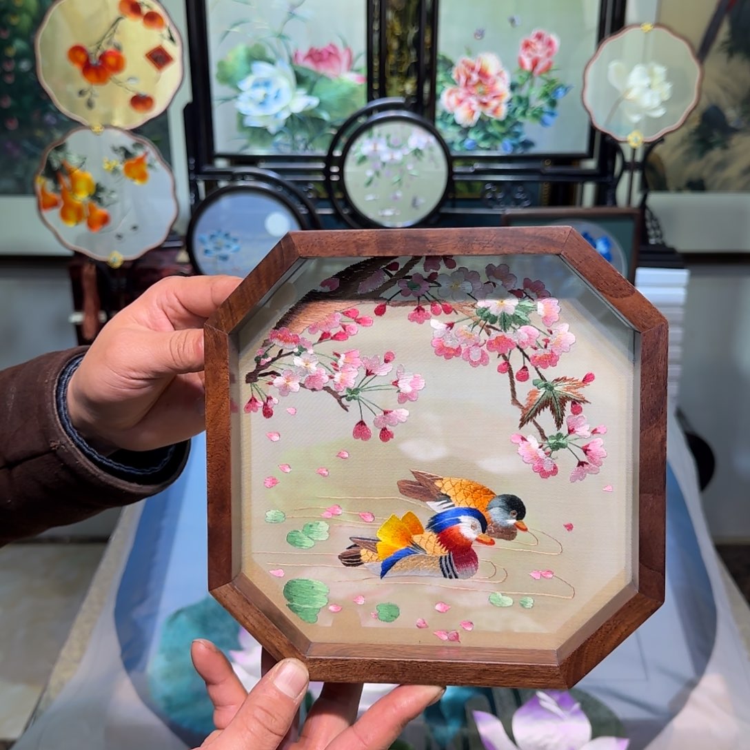 刺绣刺绣工艺精湛46