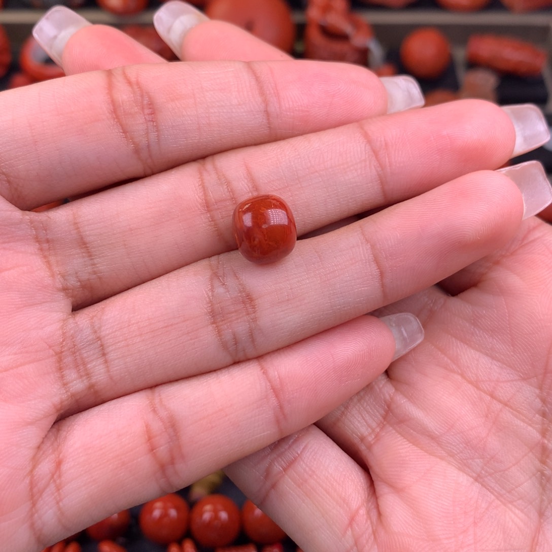 沙***杨南红玛瑙未镶嵌老型10.1mm