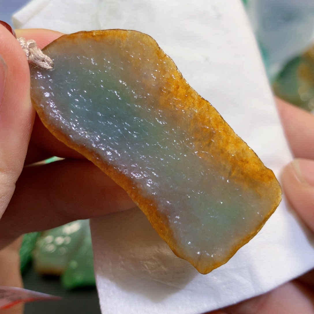 【闪购商品】翡翠吊坠(不含链)未镶嵌