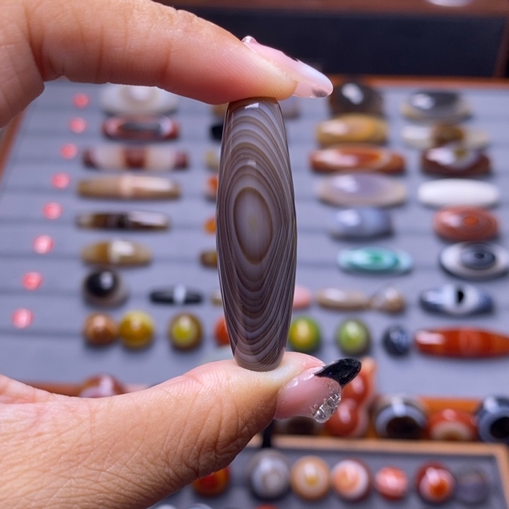 玛瑙/玉髓未镶嵌珠宝半成品