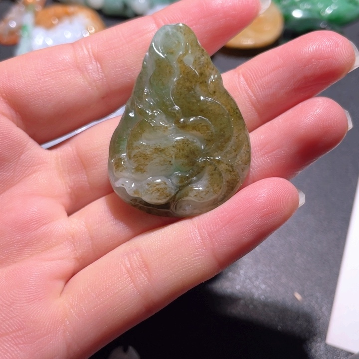 【闪购商品】翡翠颈饰未镶嵌天然翡翠