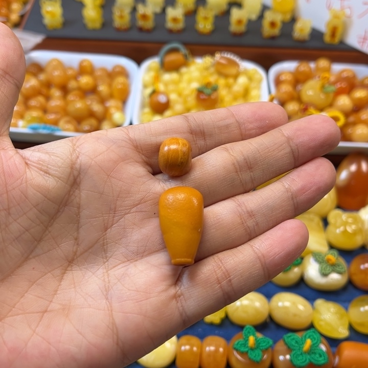 琥珀未镶嵌裸石老蜡橘皮微瑕漏
