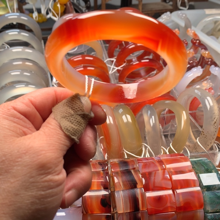 玛瑙/玉髓未镶嵌手镯