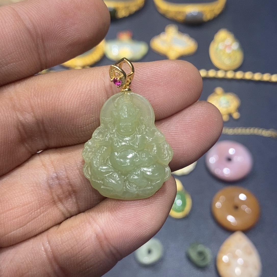 和田玉颈饰银S925镀金镶嵌