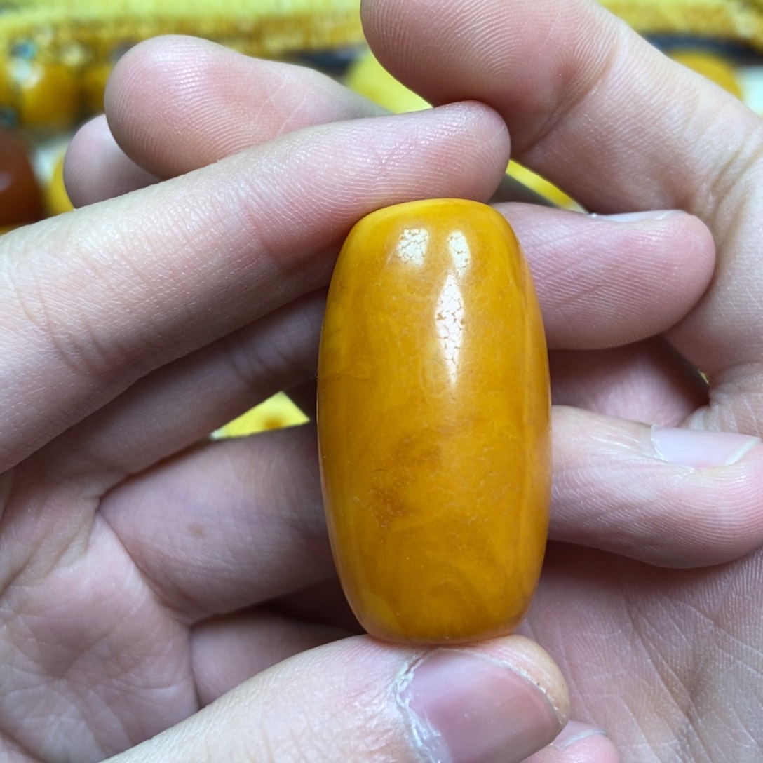 未镶嵌琥珀珠宝奇石