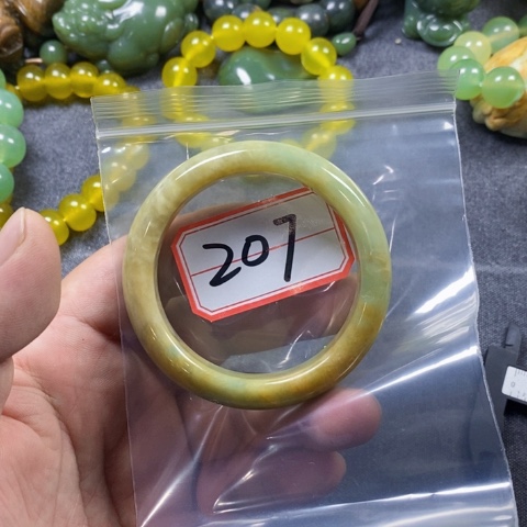 未镶嵌蛇纹石玉手链
