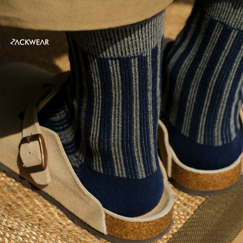 ZackWear轻奢小众藏蓝条纹男女棉袜日系中筒袜秋冬情侣