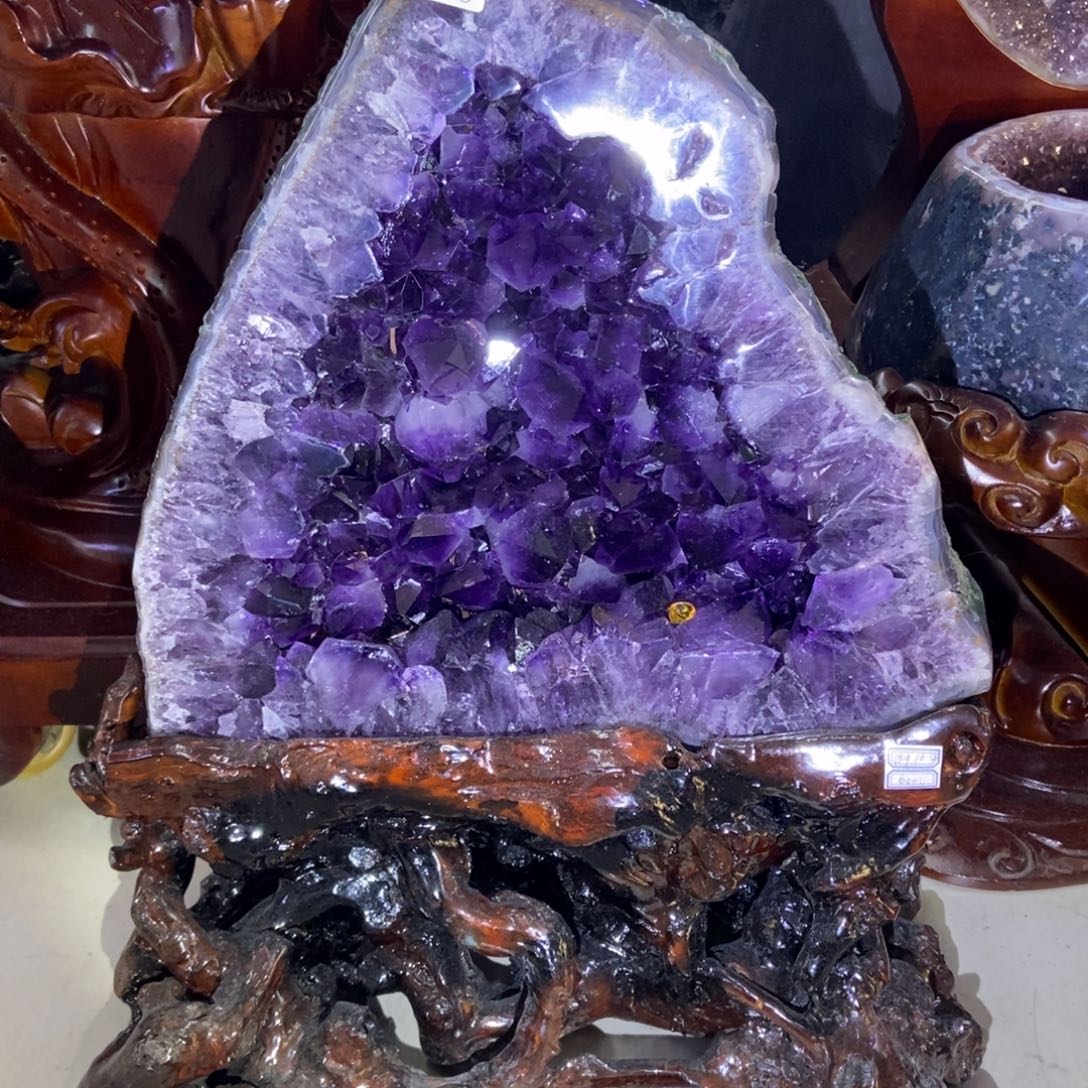 未镶嵌紫晶大型摆件（非配饰）潘