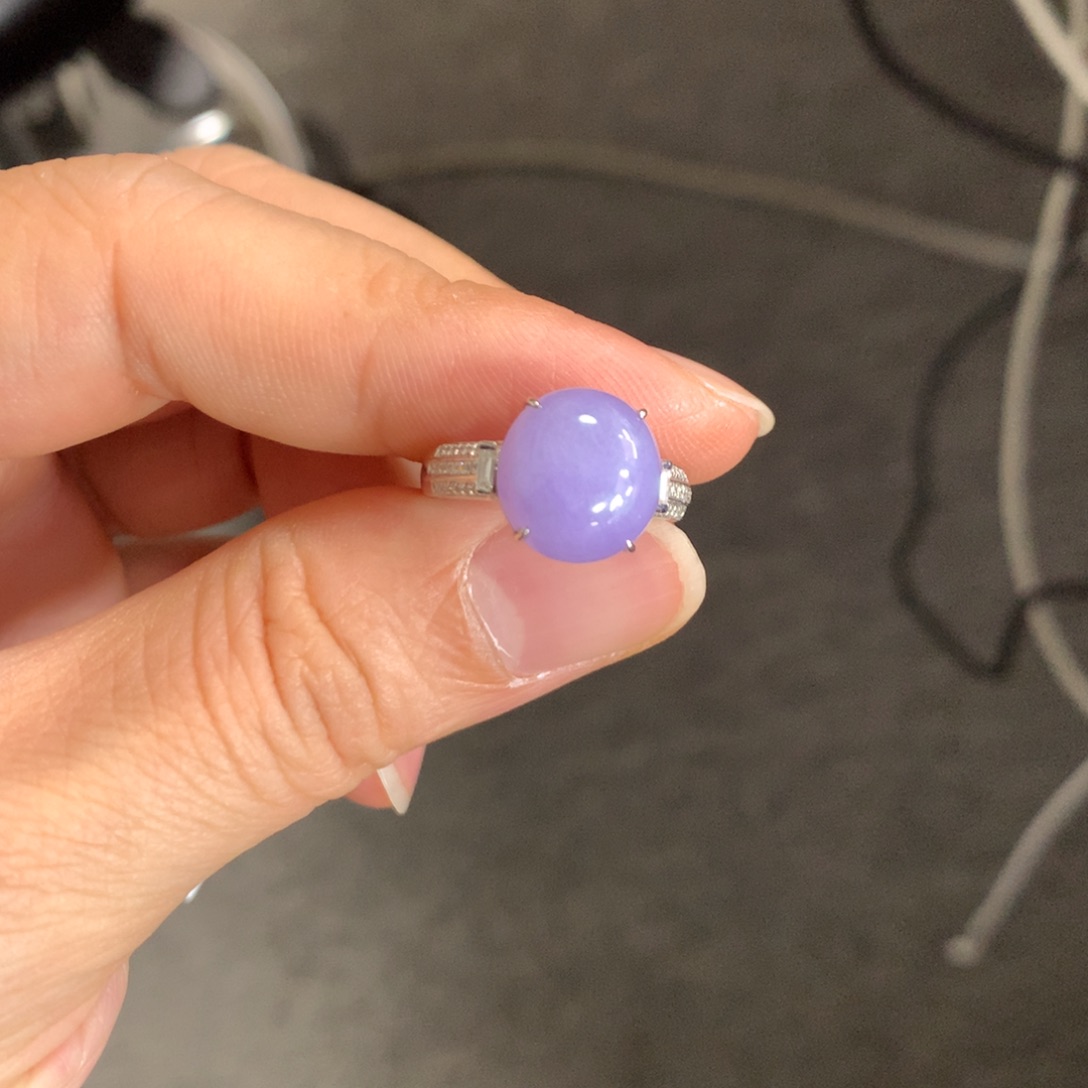 翡翠戒指18K金镶嵌翡翠