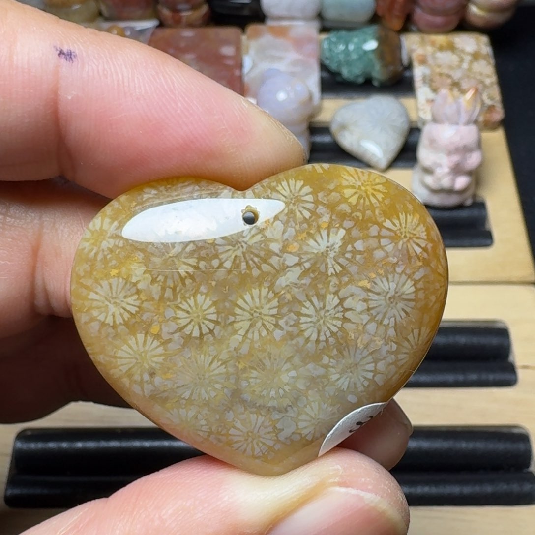 硅化玉纯天然色有机玉石未镶嵌