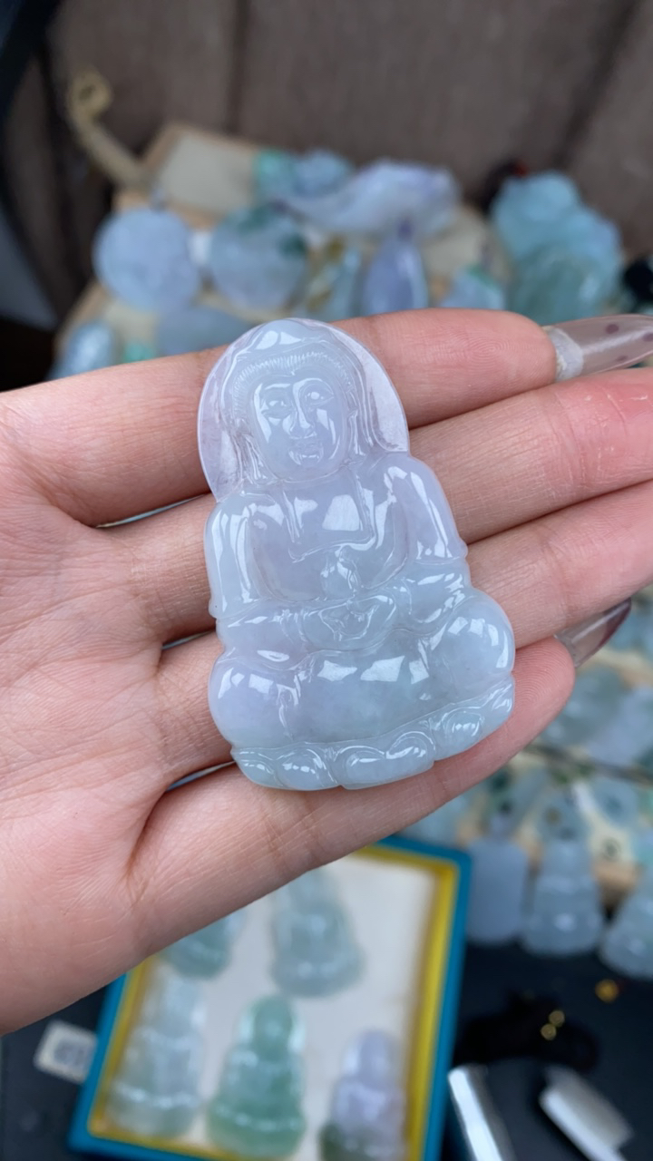 天然翡翠玉观音吊坠