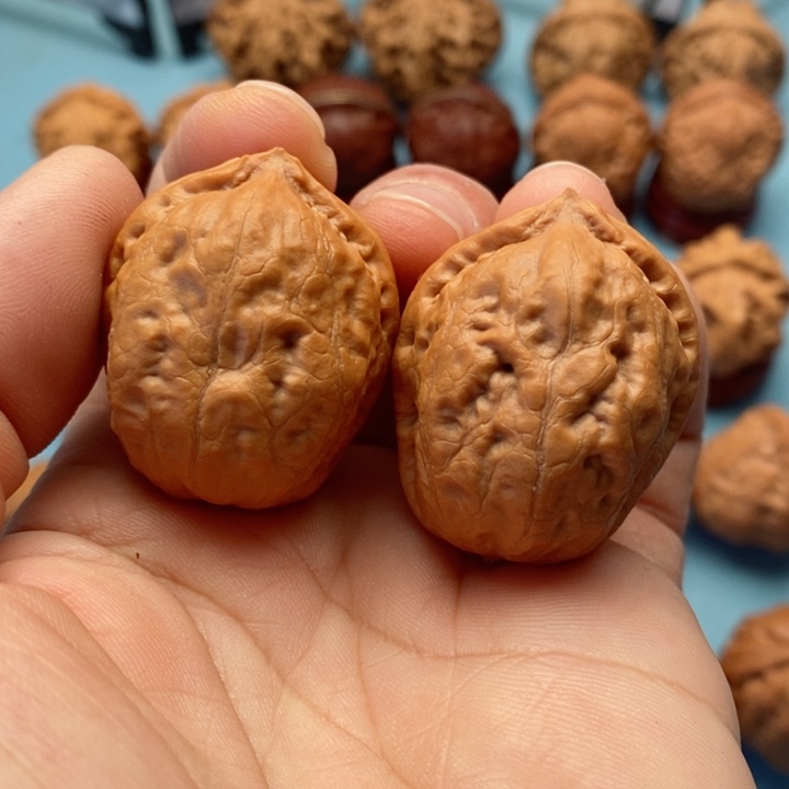 文玩核桃把件精品文玩手捻元