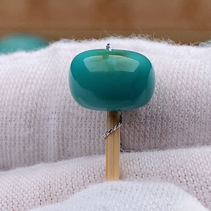 绿松石未镶嵌珠宝奇石10