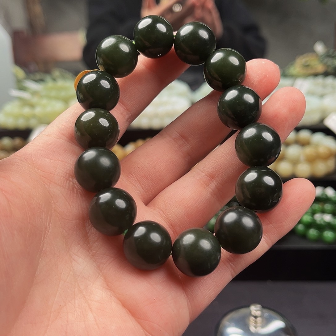 未镶嵌和田玉手串