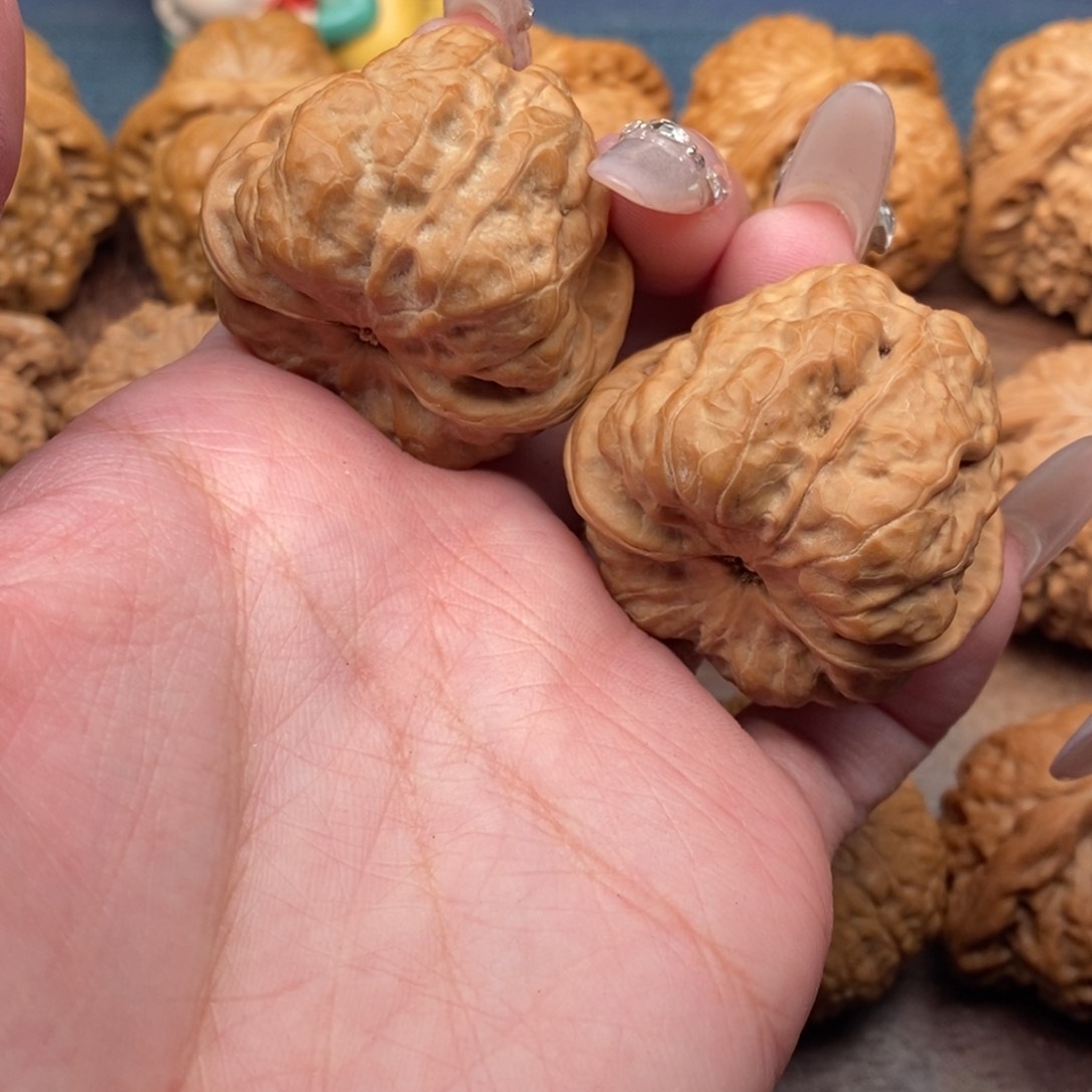 文玩核桃把件全品，粉红皮肉蛙38