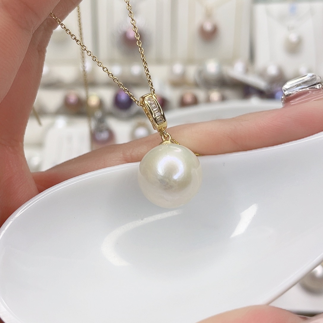 淡水珍珠吊坠(赠链)未镶嵌