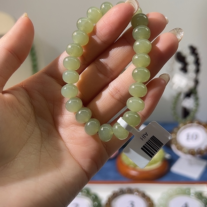 和田玉未镶嵌手串