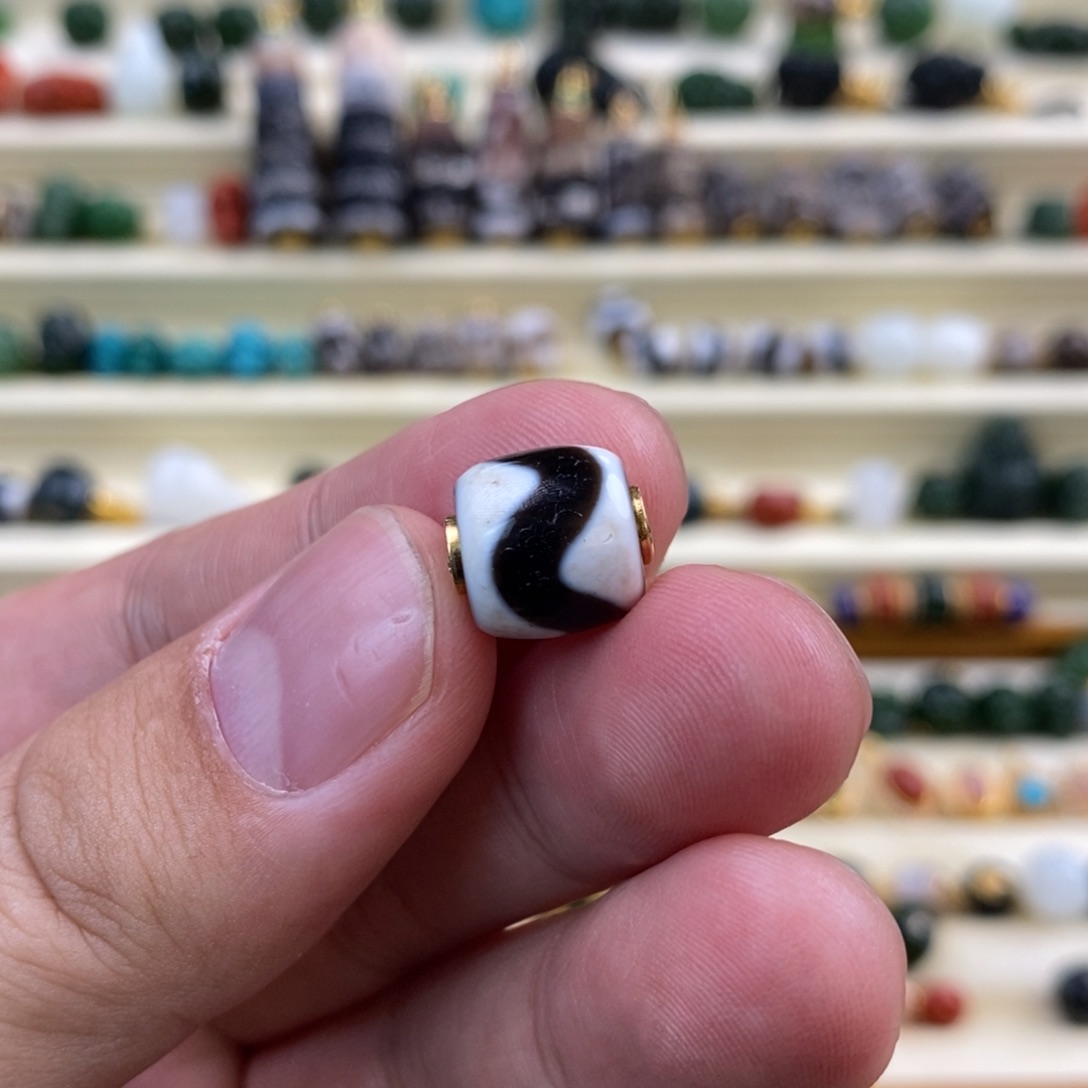 玛瑙/玉髓颈饰18K金镶嵌