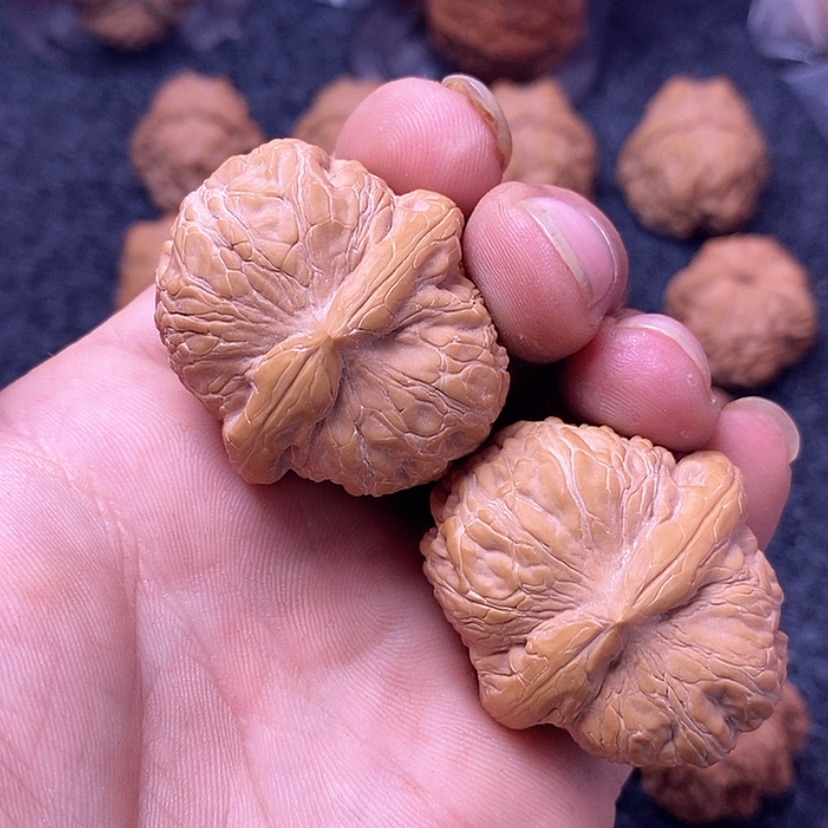 【闪购商品】文玩核桃吊坠40元宝