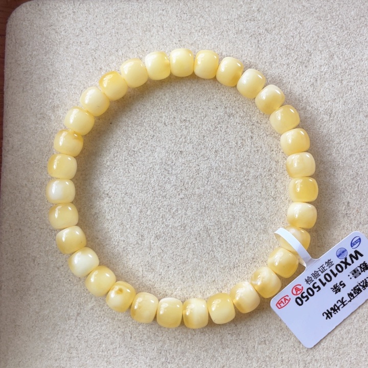 蜜蜡珠宝奇石未镶嵌