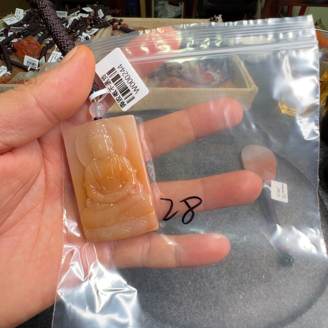 石英质玉（黄龙玉）未镶嵌配饰28