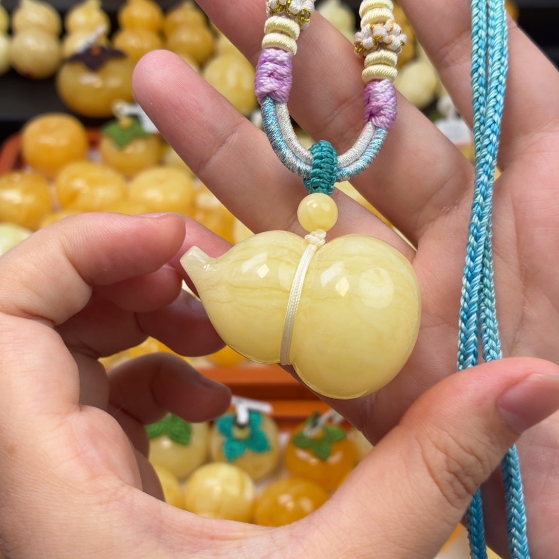 蜜蜡未镶嵌毛衣链蜜蜡