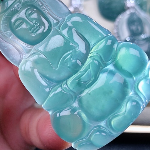 【闪购商品】翡翠颈饰未镶嵌天然翡翠