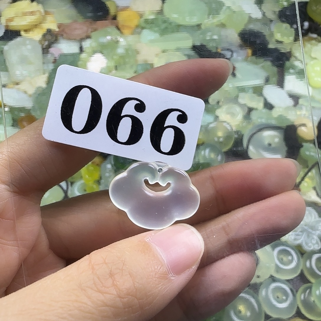 蛇纹石玉未镶嵌岫玉吊坠