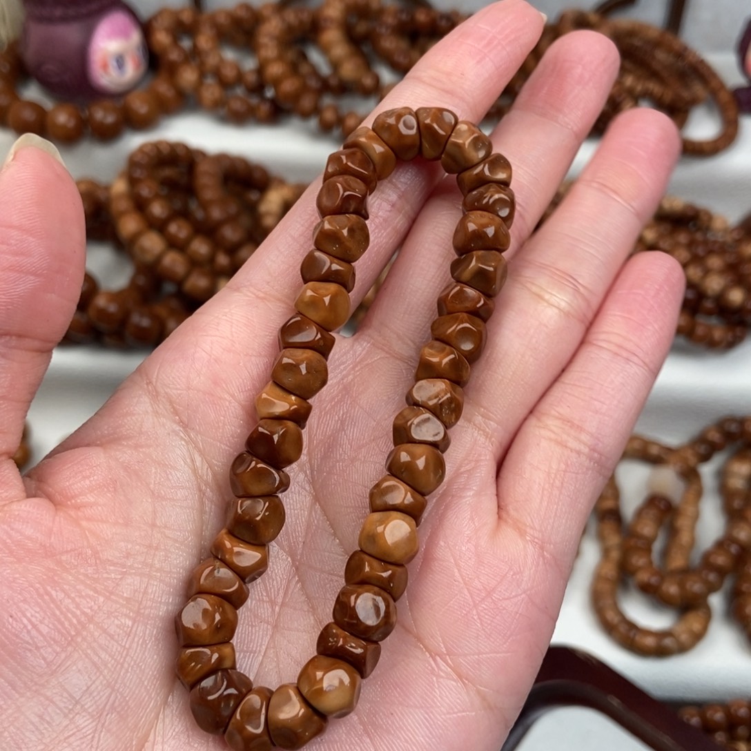 毕***手串库克精挑无相大肠卡9