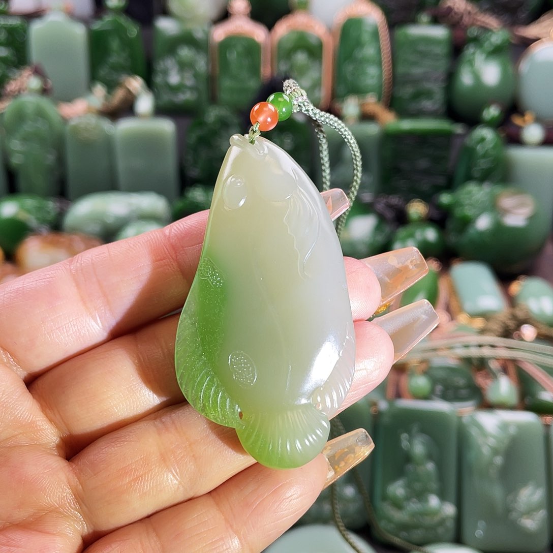 和田玉挂件未镶嵌