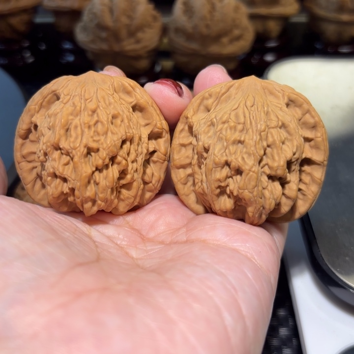 核桃手串/手链43堂上粗筋虎头一对