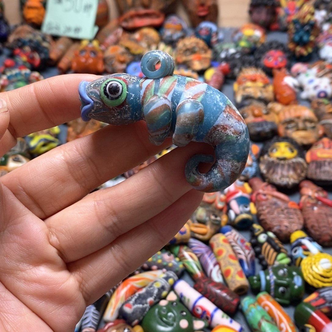 琉璃颈饰印度尼西亚龙