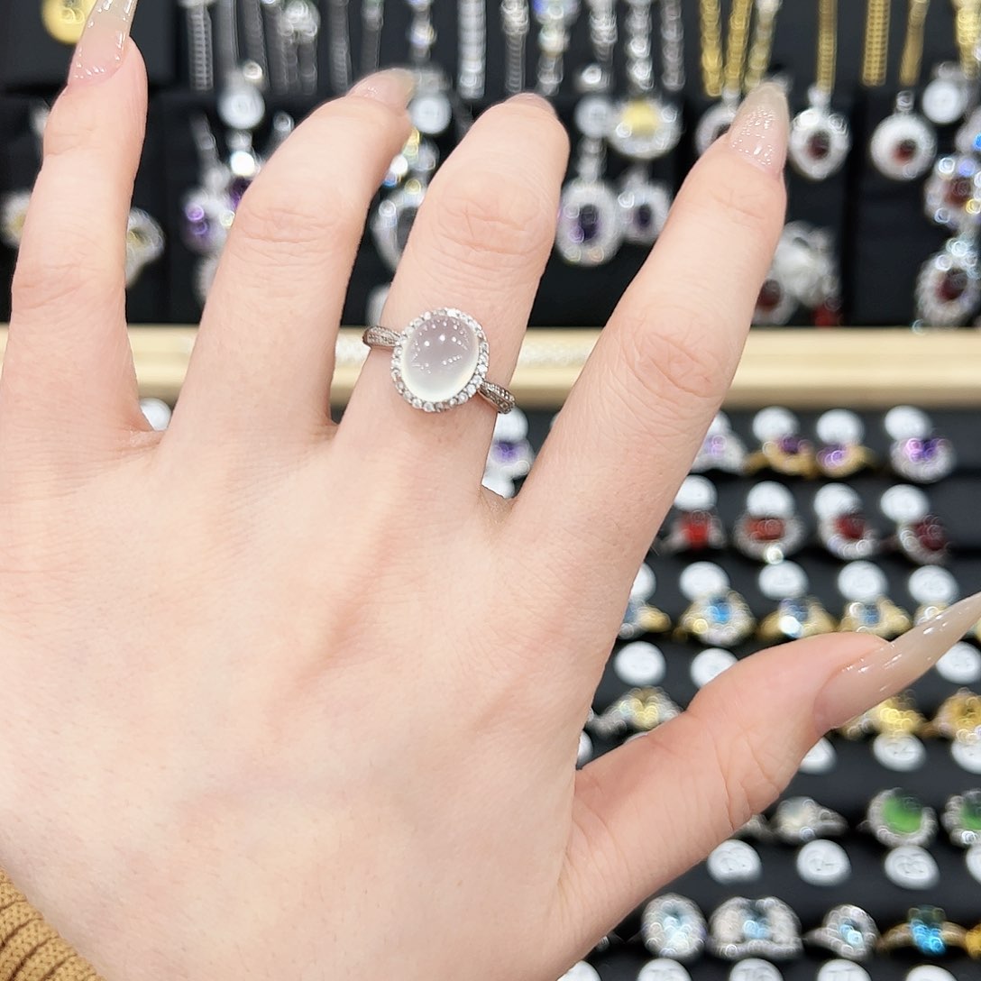 蛇纹石玉戒指合金戒指