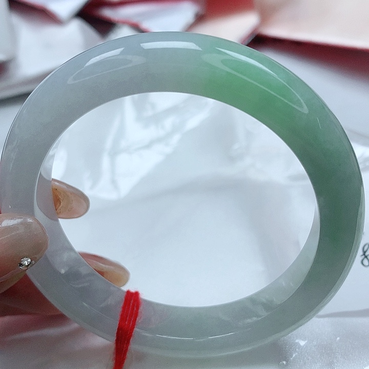 翡翠手镯未镶嵌缅甸天然A货翡翠