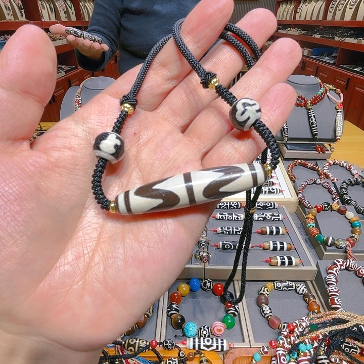 未镶嵌玛瑙/玉髓珠宝奇石